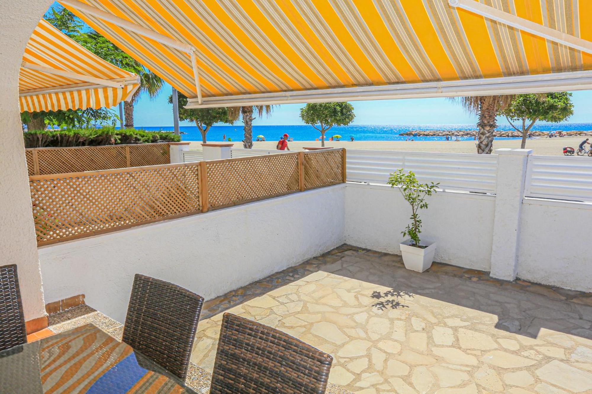 Villa Laura II - Only Families Cambrils Kültér fotó